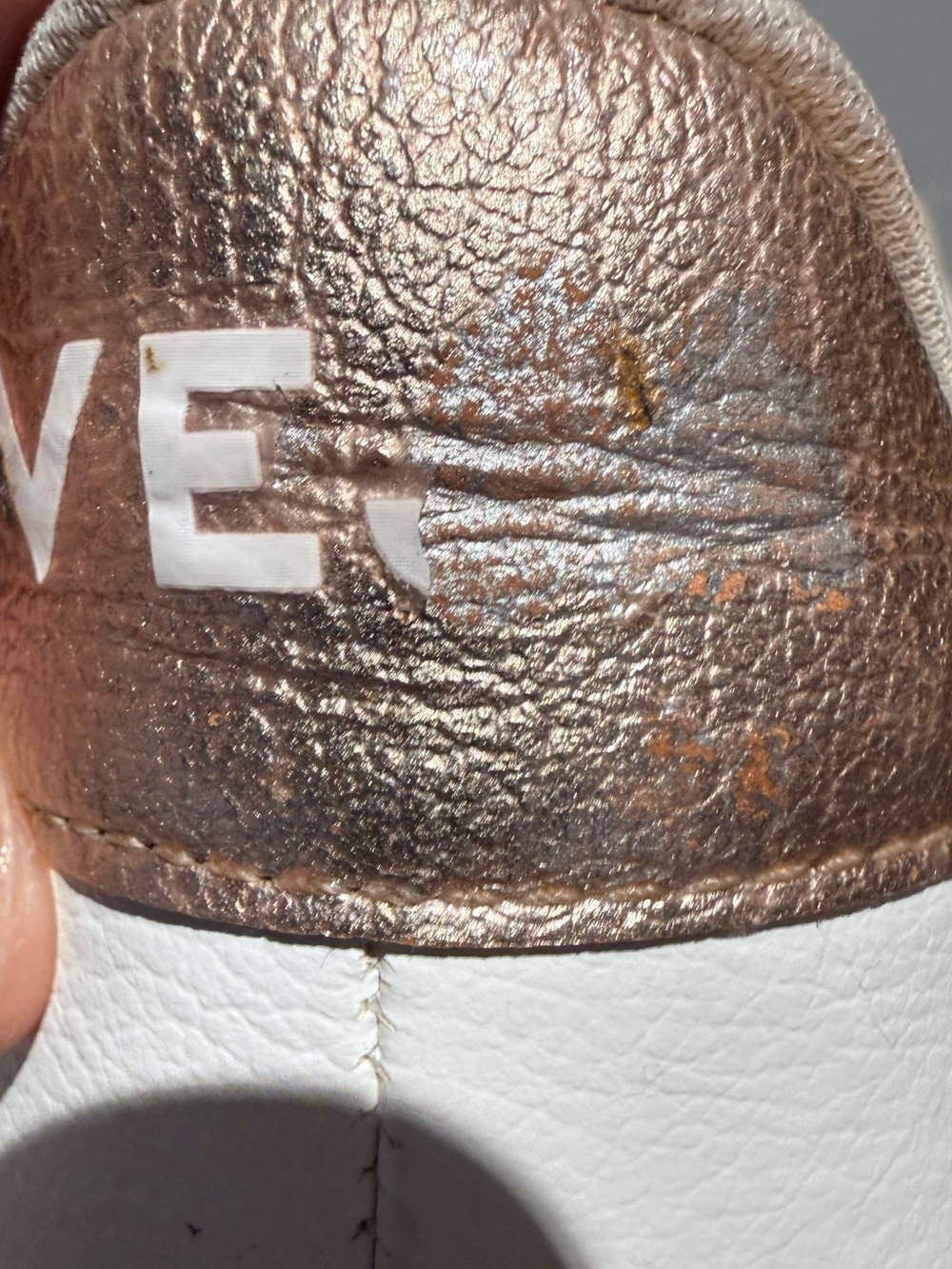Veja Recife Logo Leather Sneaker. Size 9 - Picture 5 of 14